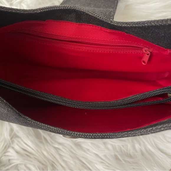 GUESS Y2K vintage shoulder bag with rhinestone logo - Picture 4 of 8